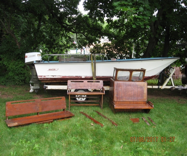 Boats For Sale in Hartford, Connecticut by owner | 1972 17 foot Boston Whaler nauset